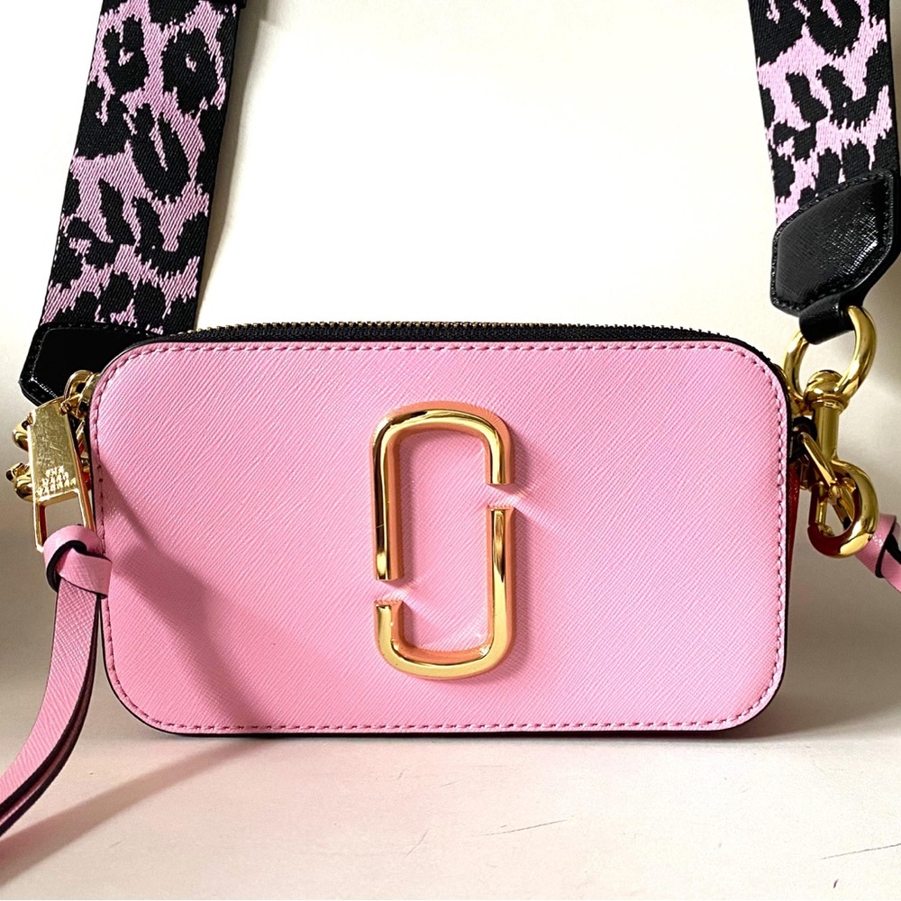 MARC JACOBS Saffiano Small Snapshot Camera Bag Pink Multicolor RARE